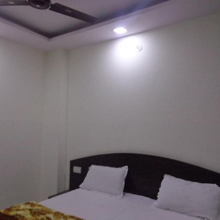 Silver Residency Hotel New Delhi Exterior foto