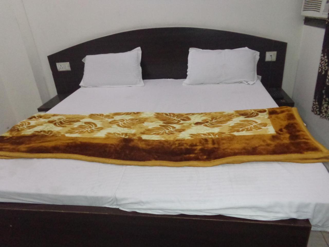 Silver Residency Hotel New Delhi Exterior foto