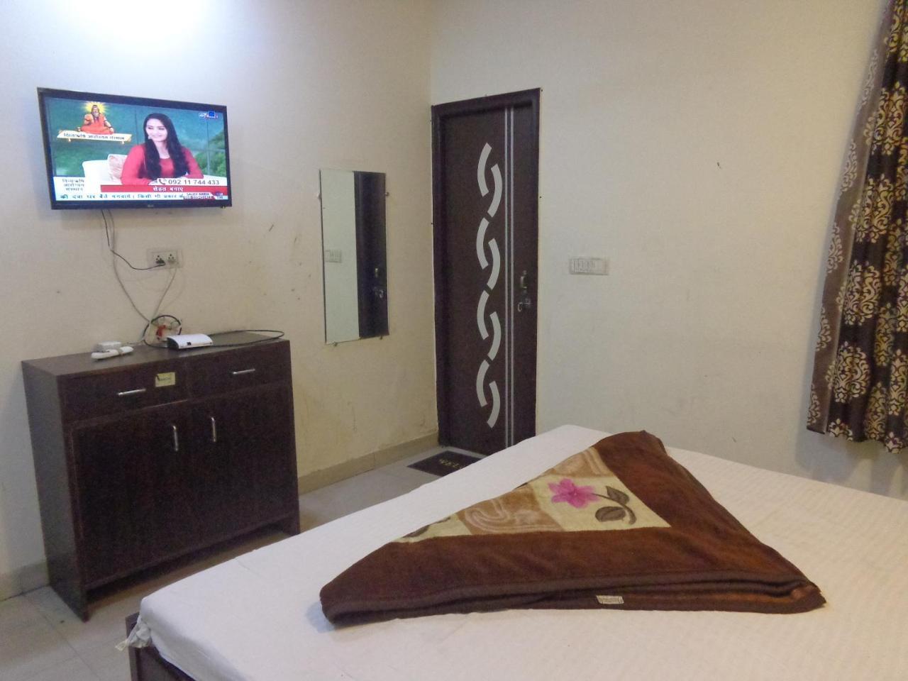 Silver Residency Hotel New Delhi Exterior foto